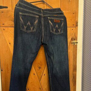 Wrangler Cash  No Gap